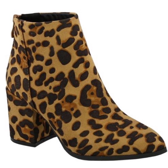 Leopard Printed Bootie Chunky Heel - Picture 5 of 7